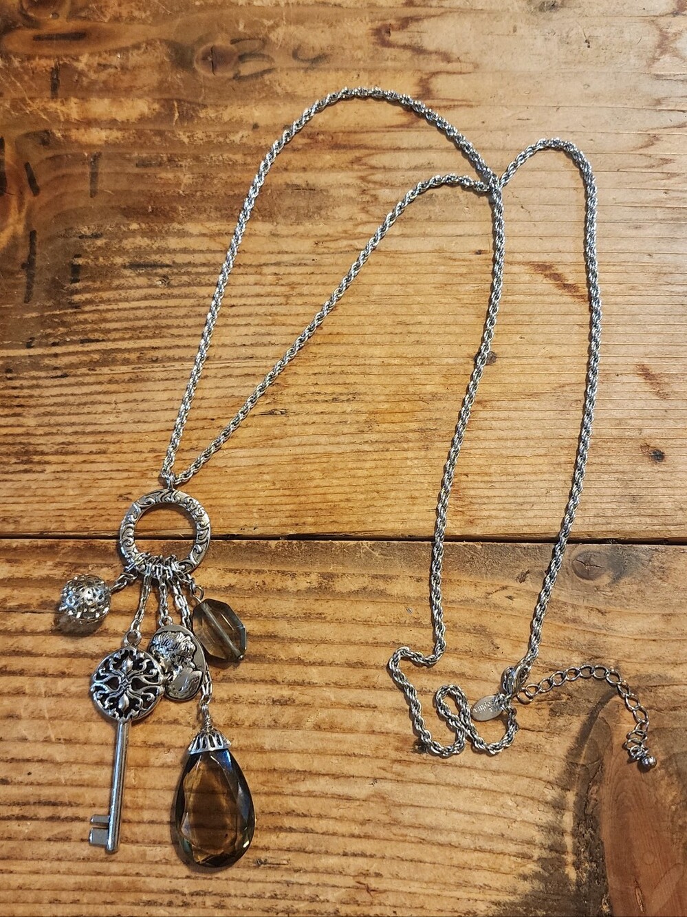Retired Lia Sophia Silver-Tone Women’s Key & Teardrop Charm Necklace - Silver